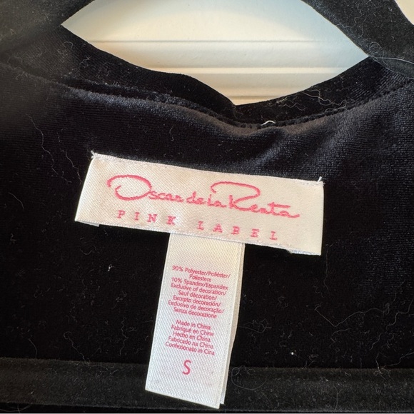 Oscar de la Renta Pink Label S Black Velvet Robe with Floral Embroidery - Picture 5 of 8